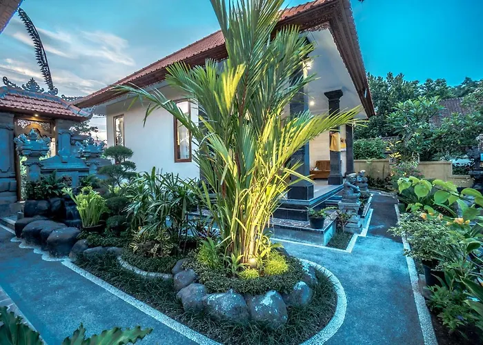 Putri Sari منتزه العطل أوبود